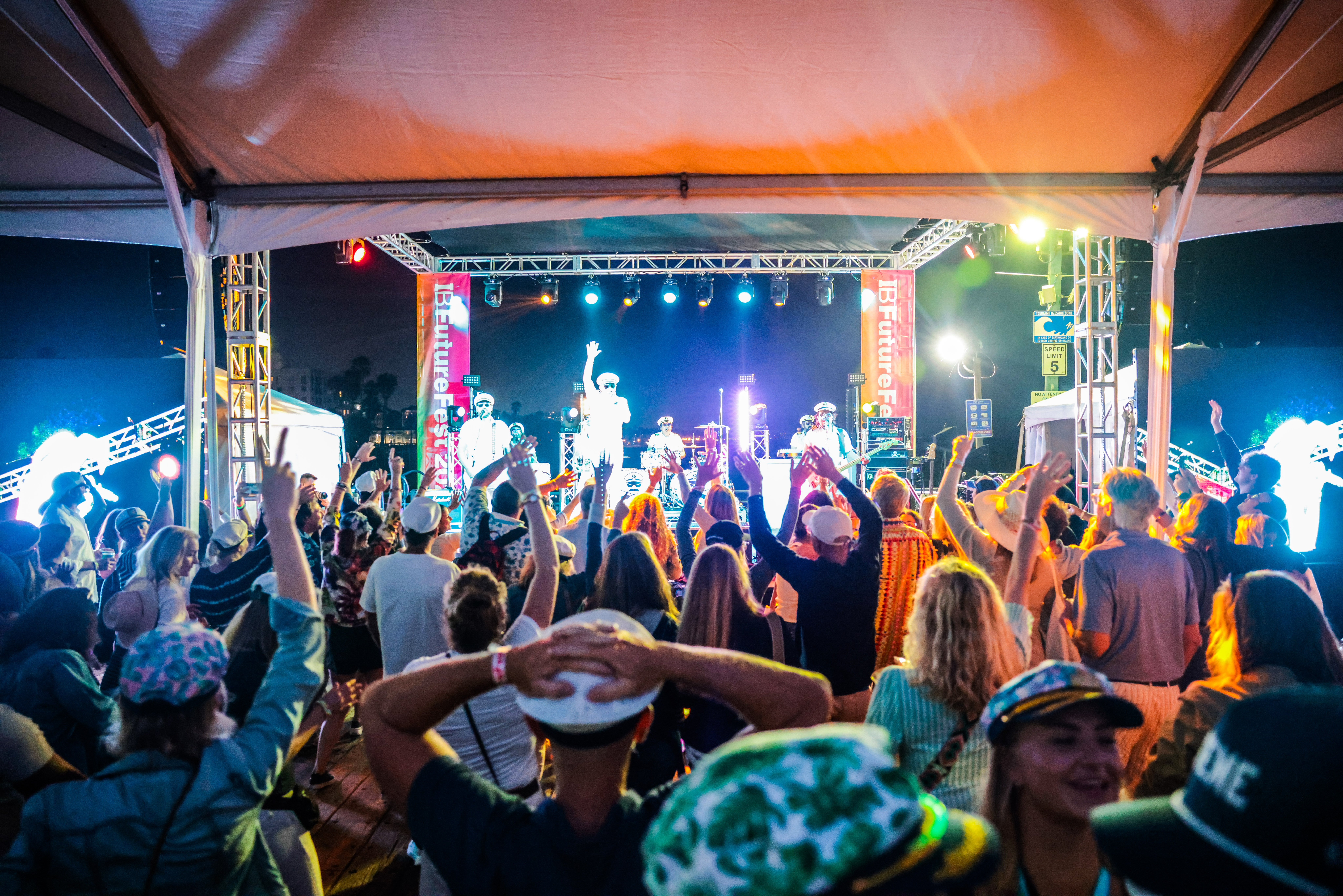 7 10 25FutureFestDay1@TRosePhotos-024018 (1)